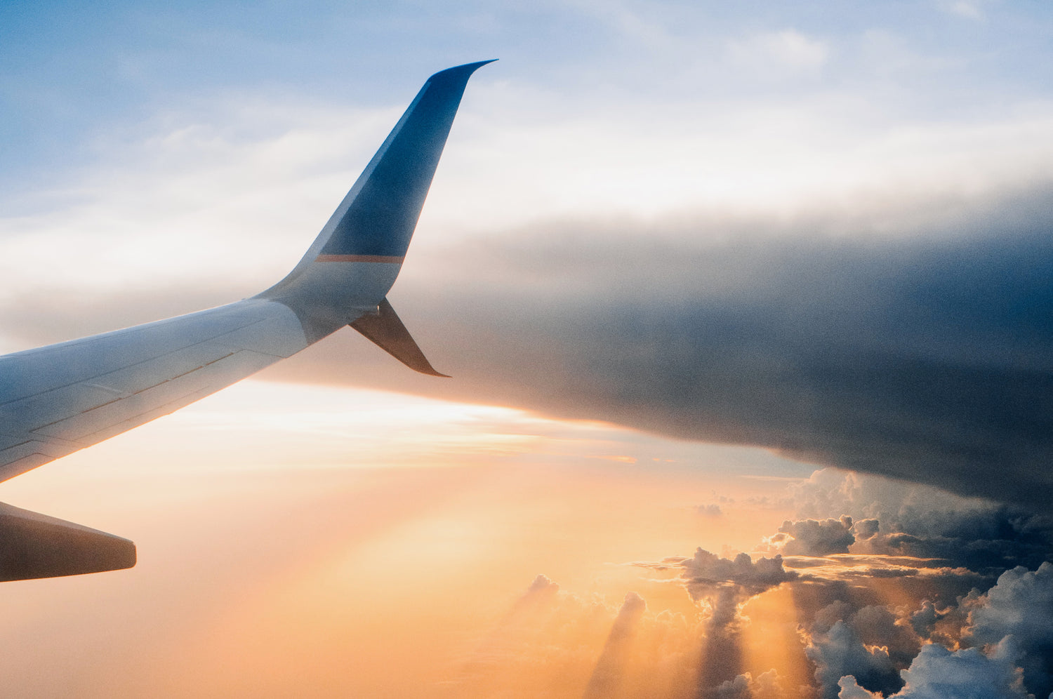 4 Things Every Good Travel Mask Needs